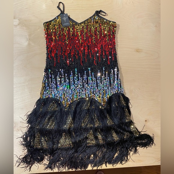 Sequin and Fringe Dress with Red and Black Accents 1XL (HM) - Picture 4 of 7